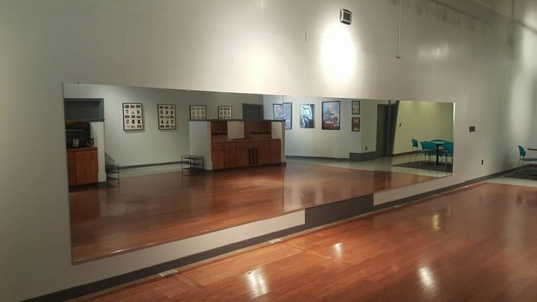 Custom Commercial Mirror Wall Installation